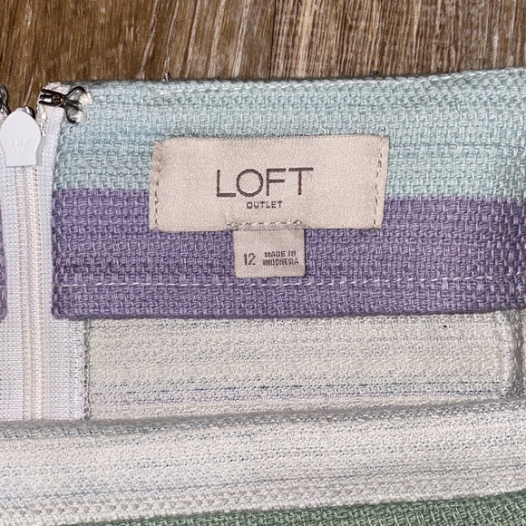 Loft striped cotton pencil skirt size 12 perfect for spring and summer! - Picture 4 of 8